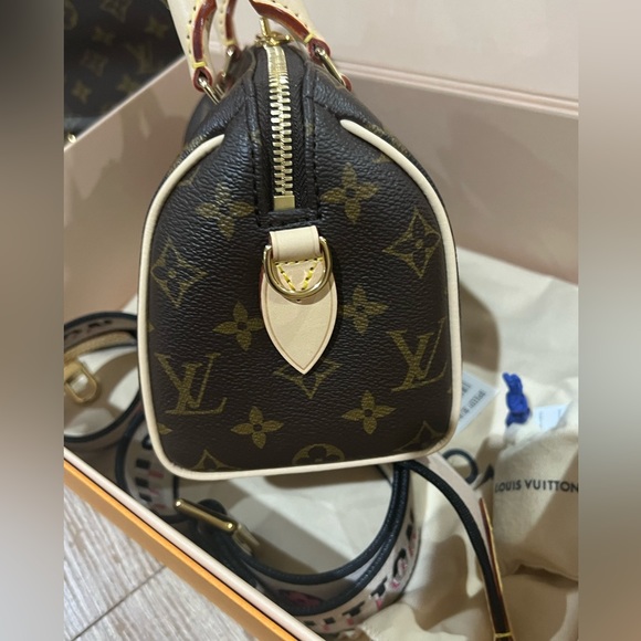 🖤🤍💗Louis Vuitton Speedy 20 w/adjustable strap💗🤍🖤 - Picture 7 of 11